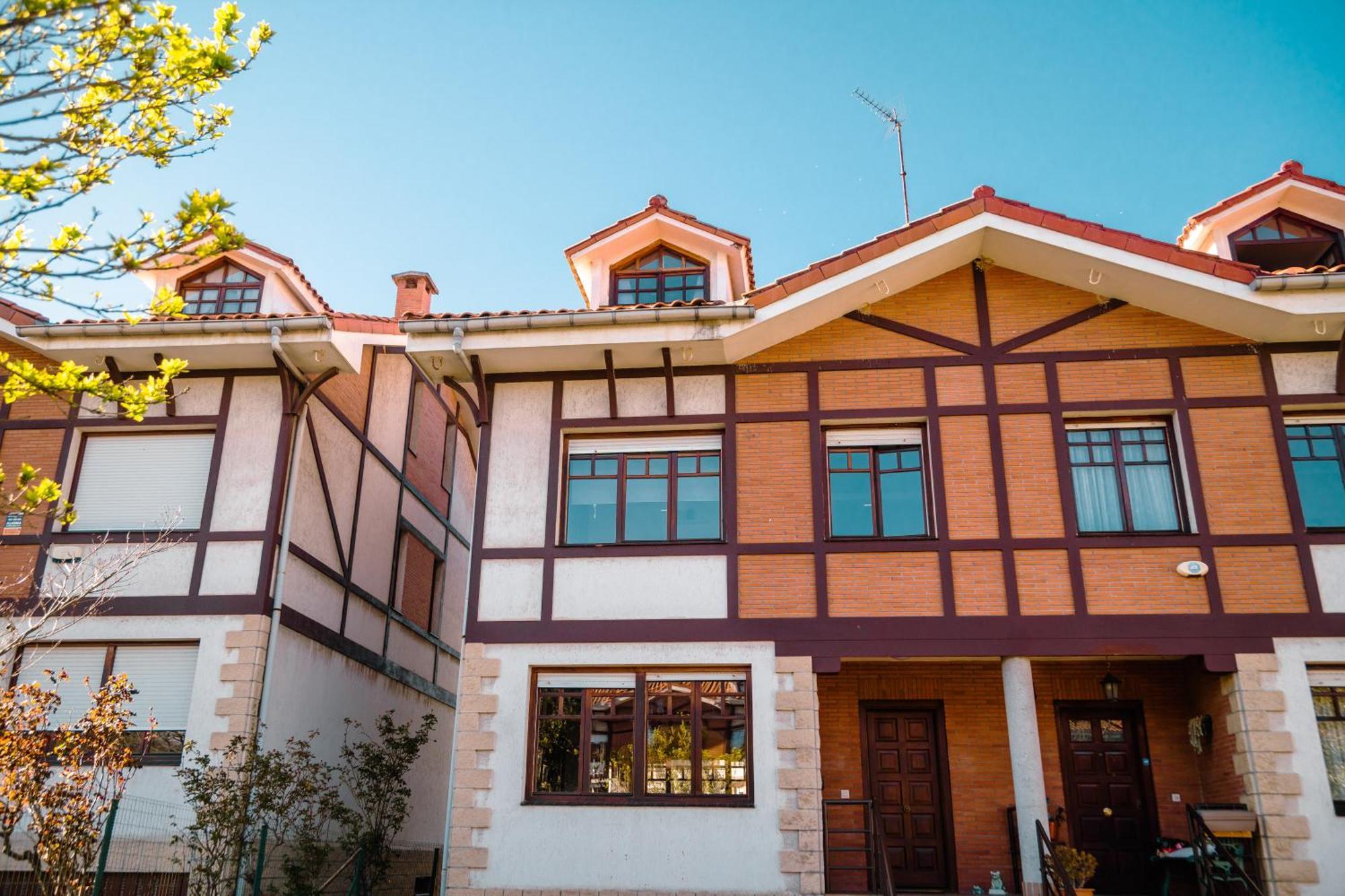 Sondika Chalet Bilbao-Aeropuerto מראה חיצוני תמונה
